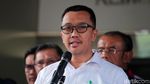 Ekspresi Imam Nahrawi Saat Umumkan Mundur dari Menpora
