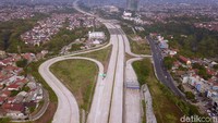 Jalan tol ini membentang sejauh 5,5 kilometer dari Cisalak hingga Kukusan.