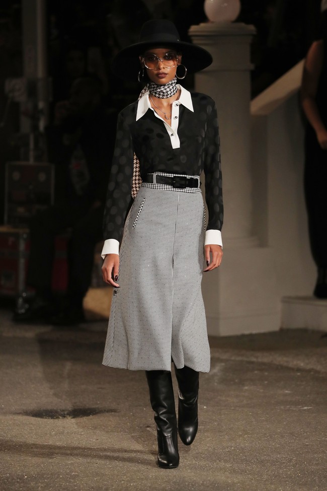 Fashion show koleksi ready to wear fall/winter 2019 Tommy Hilfiger di New York Fashion Week yang digelar di Apollo theater, New York, Minggu (8/9/2019). Photo by Thomas Concordia/Getty Images.