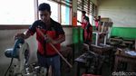 Siswa SMK Pasang Penyaring untuk Antisipasi Polusi Udara