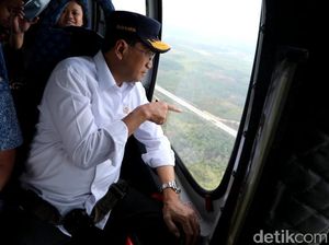 Pakai Heli, Menhub Terbang di Atas Lahan Ibu Kota Baru