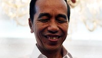 Terkait dengan kasus Imam Nahrawi, Jokowi mengaku menghormati KPK dalam penetapan status tersangka Imam. Imam menjadi tersangka suap dana hibah KONI dan penerimaan lain berkaitan dengan jabatannya.