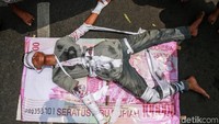 Demo tersebut dilatari oleh rencana kenaikan iuran BPJS Kesehatan akibat krisis anggaran.