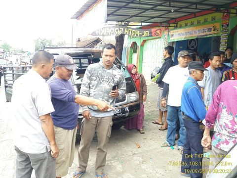 Mobil Seruduk Kerumunan Bocah TK Jajan Cilok di Tasikmalaya, 2 Tewas