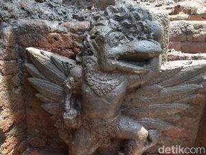 Temuan Langka di Petirtaan Suci Majapahit, Pancuran Air Bentuk Arca Garuda