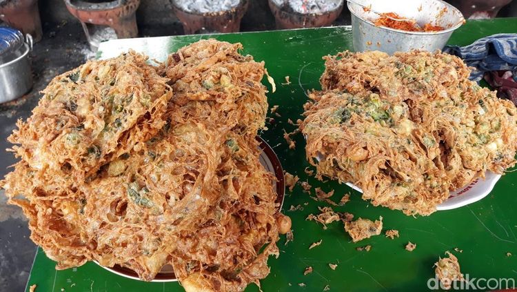 7 Nasi Telur Viral Rp 10 Ribuan yang Juara Rasanya