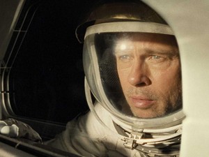 Sinopsis AD Astra: Misi Pencarian Ayah yang Hilang di Luar Angkasa