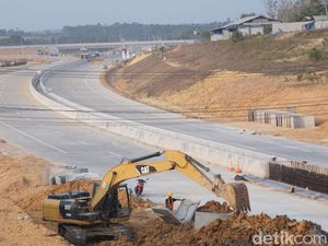 Melihat Lebih Dekat Proyek Tol di Calon Ibu Kota RI