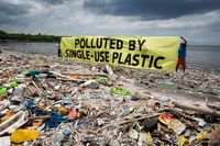 Desa di Filipina Adakan Program Tukar Sampah Plastik dengan Beras Gratis
