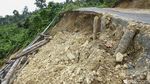 Duh, Pascalongsor Jalan di Simeulue Aceh Belum Diperbaiki