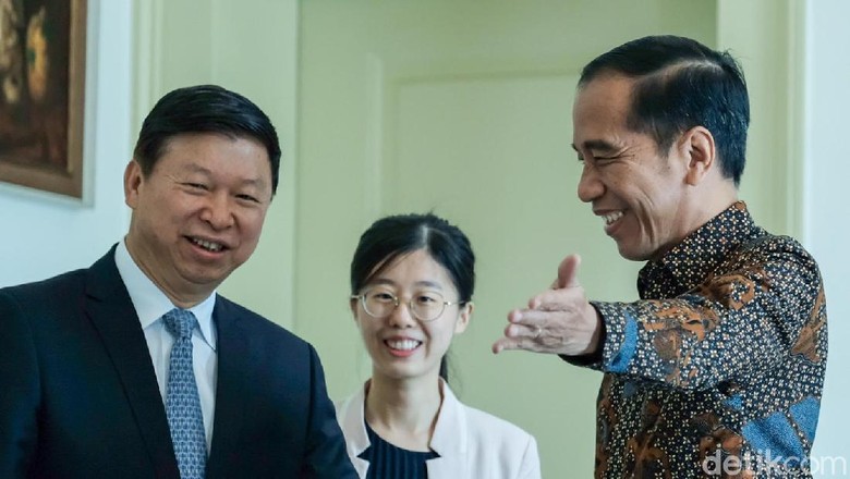 Bertemu Jokowi, Perwakilan China Sampaikan Salam dari Xi Jinping Bertemu Jokowi, Perwakilan China Sampaikan Salam dari Xi Jinping