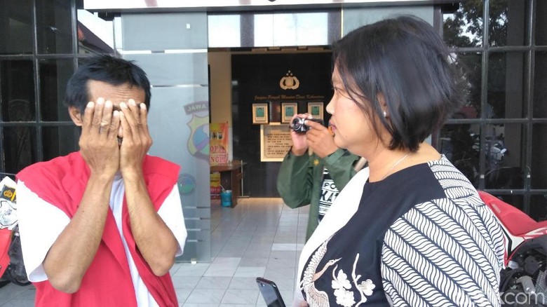 Petugas Rumah Baca di Surabaya Cabuli Anak di Bawah Umur Petugas Rumah Baca di Surabaya Cabuli Anak di Bawah Umur