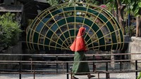 Pemilihan kerang hijau sebagai bentuk jembatan tersebut pun berdasarkan kondisi wilayah Jakarta Utara yang berada di pesisir ibu kota sehingga identik dengan biota laut.