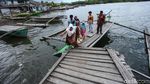 Melihat Transportasi Utama Warga Pulau Terluar RI