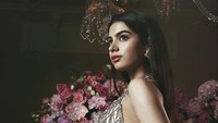 Khushi Kapoor, putri dari Sridevi dan Booney Kapoor itu memiliki tato bertuliskan tanggal lahir seluruh keluarganya dengan angka romawi. Dok. Instagram