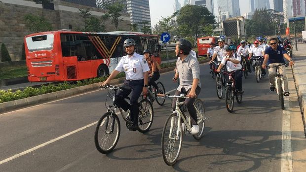 Usulan Anggaran DKI Jadi Sorotan: Dari Jalur Sepeda Sampai Lem Aibon