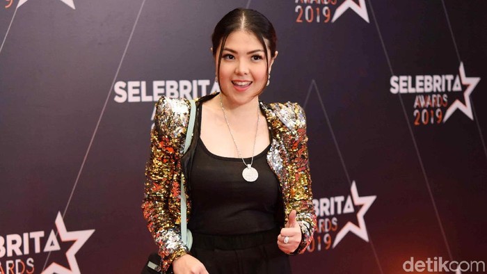 Tina Toon saat ditemui di acara Selebrita Awards 2019.