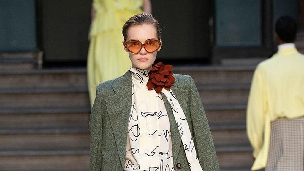 15 Karya Victoria Beckham, Brand Paling Berpengaruh di London Fashion Week 15 Karya Victoria Beckham, Brand Paling Berpengaruh di London Fashion Week