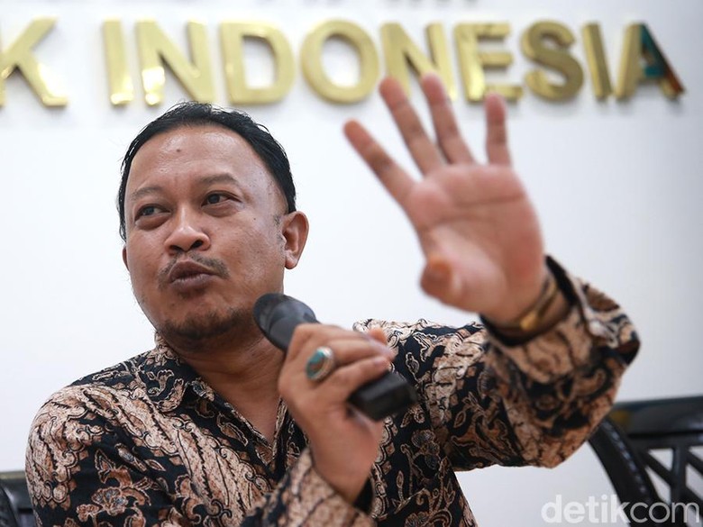 Komnas HAM Minta DPR Ikuti Jokowi Tunda Pengesahan RKUHP Komnas HAM Minta DPR Ikuti Jokowi Tunda Pengesahan RKUHP