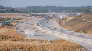 Penampakan Jalan Tol Pertama di Calon Ibu Kota RI