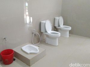 HIV Menular di Toilet Umum? Mitos-mitos Berikut Tak Perlu Dipercaya Lagi