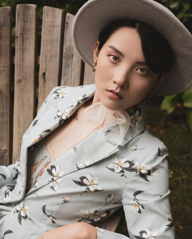 Trần bukan model sembarangan. Dilihat dari akun Instagram-nya, wanita 26 tahun tersebut sering diundang untuk menghindari acara-acara fashion ternama. Foto: Instagram @morr_tran