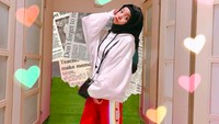 Lahir tahun 2003, Fatimah sudah terbiasa menggunakan hijab sejak kecil. Ini lantaran kakak-kakak perempuannya seperti Sofwah dan Sajidah juga berhijab. Foto: Instagram fatimahhalilintar