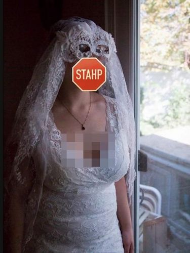 Nikah Pakai Topeng, Pengantin Wanita Ini Diejek Seperti Batman