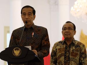 Jokowi Kumpulkan Menko Polhukam-Menkum HAM, Bahas Situasi Keamanan?