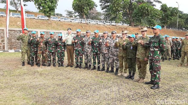 Selain dari 10 negara ASEAN, latihan diikuti 8 negara mitra