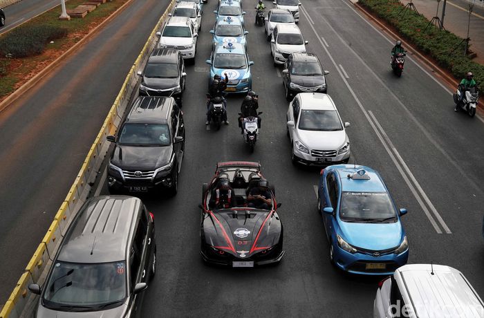 Ilustrasi mobil listrik/Foto: Pradita Utama Ilustrasi mobil listrik/Foto: Pradita Utama