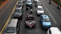 Konvoi ini diselenggarakan dalam rangka menyambut perhelatan balap mobil tanpa emisi, Formula E yang rencananya akan diadakan di Jakarta.
