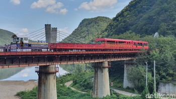 Gangchon Rail Bike merupakan tempat wisata yang dulunya adalah stasiun kereta kecil yang diubah menjadi lokasi untuk naik sepeda di atas rel. Foto: Widiya Wiyanti/detikINET