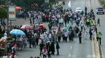 Emak-emak Demo Tolak RUU PKS dan Pelemahan KPK di DPR