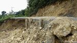 Duh, Pascalongsor Jalan di Simeulue Aceh Belum Diperbaiki