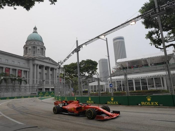 Seputar F1 GP Singapura yang Terancam Kabut Asap dari Indonesia Foto: Roslan Rahman/AFP Seputar F1 GP Singapura yang Terancam Kabut Asap dari Indonesia Foto: Roslan Rahman/AFP