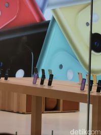 Apple Jewel Ikut Buka Antrean Pembelian iPhone 11