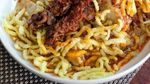 Menebus Kangen Tegal dengan Sarapan Ketupat Glabed Yang Gurih Mlekoh