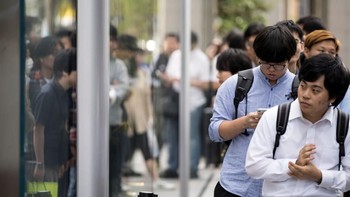 Ini antrean iPhone 11 di Tokyo, Jepang. Foto: Getty Images