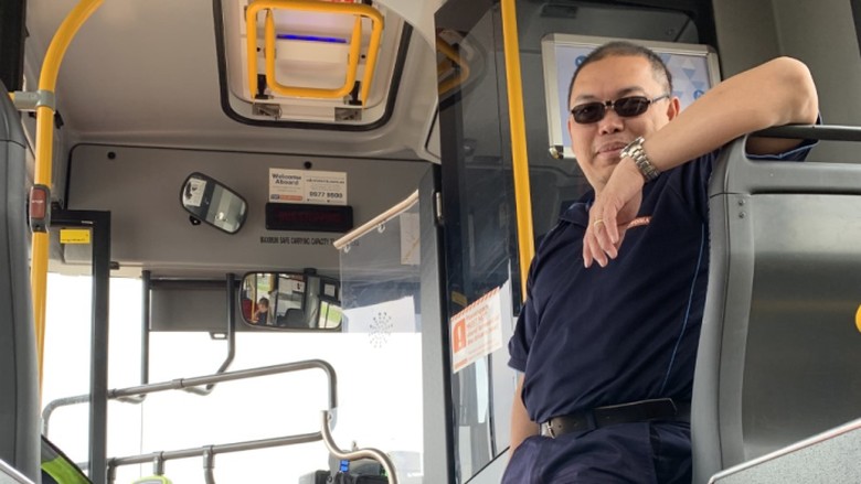 Warga Indonesia yang Banting Setir dan Jadi Sopir Bus di Australia Warga Indonesia yang Banting Setir dan Jadi Sopir Bus di Australia