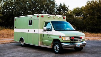 Hii, Ambulans Ini Disulap Dari Penuh Darah Jadi Rumah Singgah