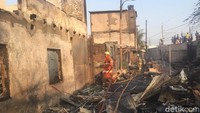 Kebakaran di dua kelurahan di Jatinegara tersebut terjadi dini hari tadi.