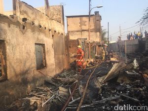 Cerita Warga soal Kebakaran di Jatinegara: Api Membesar dalam Hitung Menit