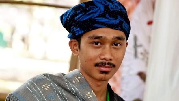 Berkat Medsos, Pemuda Baduy Kini Bisa Jual Tenun-Madu secara Online