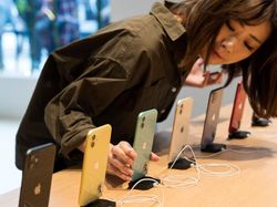 Antrean Mengular Pemuja iPhone 11 di Berbagai Negara