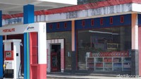 Tak banyak SPBU yang bisa ditemui di PPU.