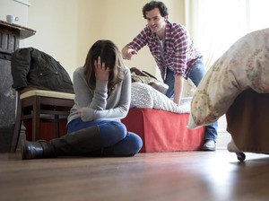 Drama Pasutri Karena #dirumahaja: Makin Mesra atau Malah Berantem Terus