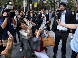 Antrean Mengular Pemuja iPhone 11 di Berbagai Negara