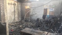 Keterangan terdampak, RW 01 Rawabunga RT 003 dan RT 004 ada 103 rumah dan RW 06 Balimester RT 009 ada 26 rumah, kata Kasi Pengendali Sudin Penanggulangan Kebakaran dan Penyelamatan (PKP) Jakarta Timur Gatot Sulaiman.