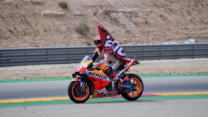 Marc Marquez berpeluang mengunci titel keenamnya di MotoGP andai bisa menang di Thailand. (Foto: AP Photo/Jose Breton)